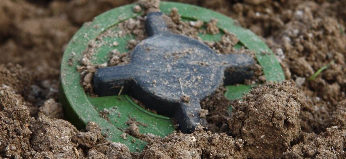У Херсонській області двоє цивільних підірвалися на російській міні