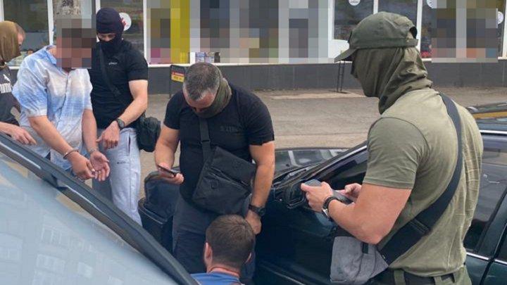 Корегував вогонь військ РФ по аеропорту Кривого Рогу: ворожий агент отримав 15 років за ґратами