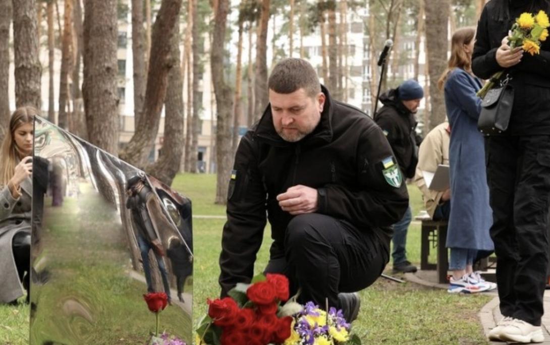 У Київській області на честь Паши Лі відкрили стелу