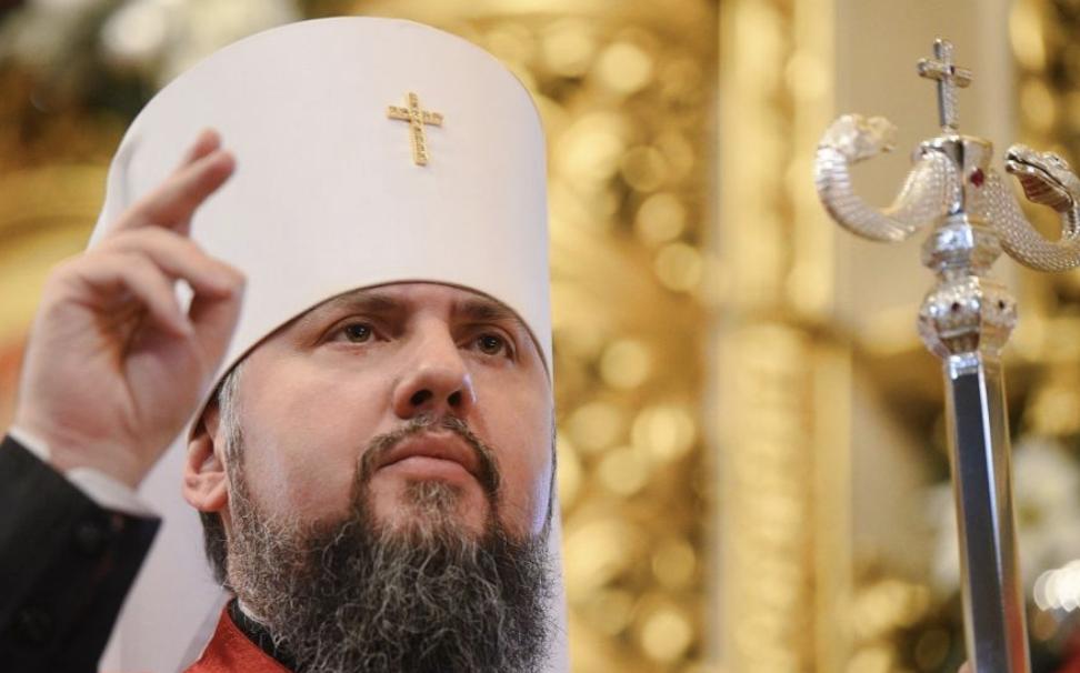 Предстоятель ПЦУ закликав активістів до зваженості та засудив «танці біля Лаври»