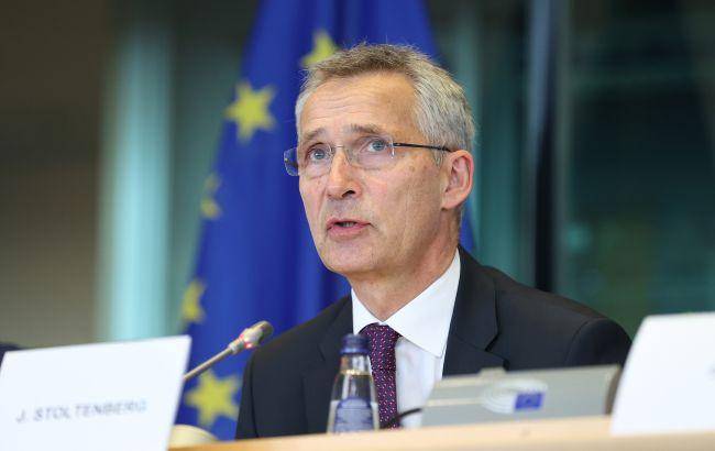 У НАТО закликали Китай не допомагати Росії зброєю