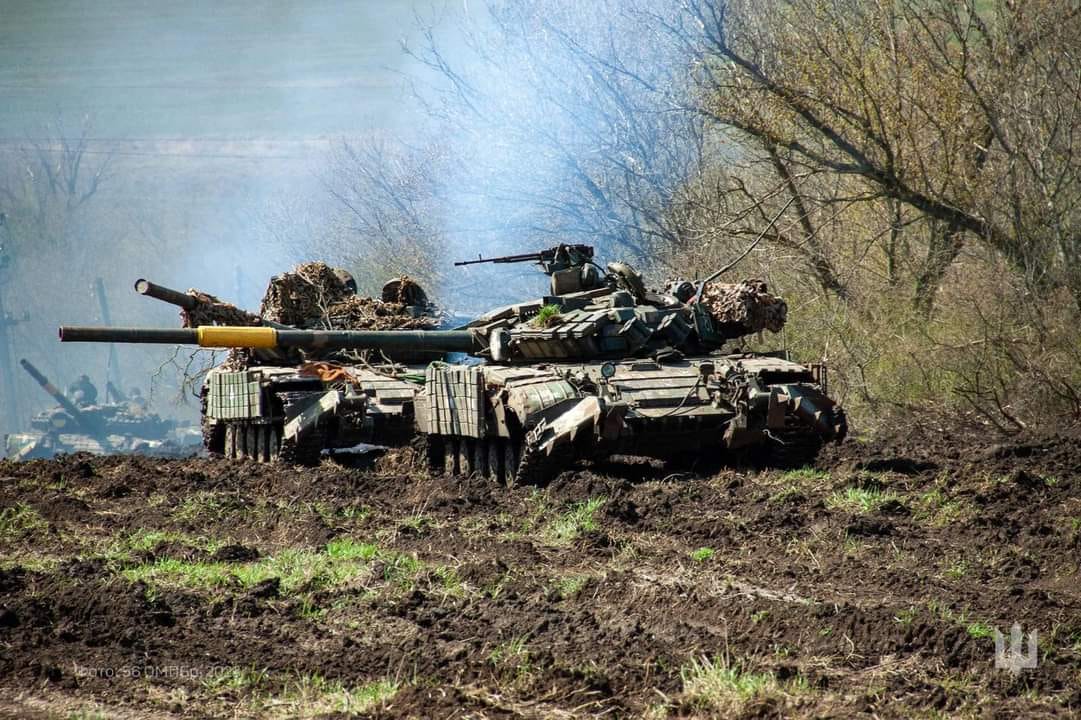 На сході тривають важкі бої за Бахмут та Мар’їнку: ЗСУ відбили 55 ворожих атак – Генштаб