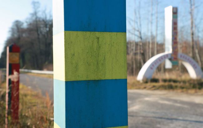Гімн України залунав на кордоні з Білоруссю