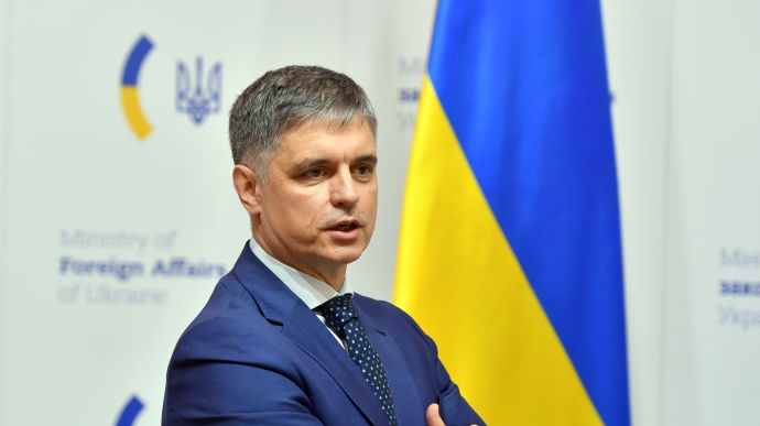 Названо країну, яка першою готує українських пілотів за стандартами НАТО