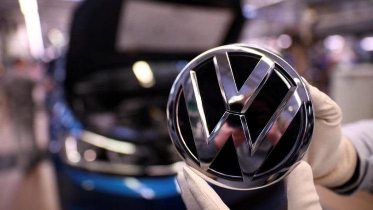 Німецький автогігант Volkswagen продав свої російські активи