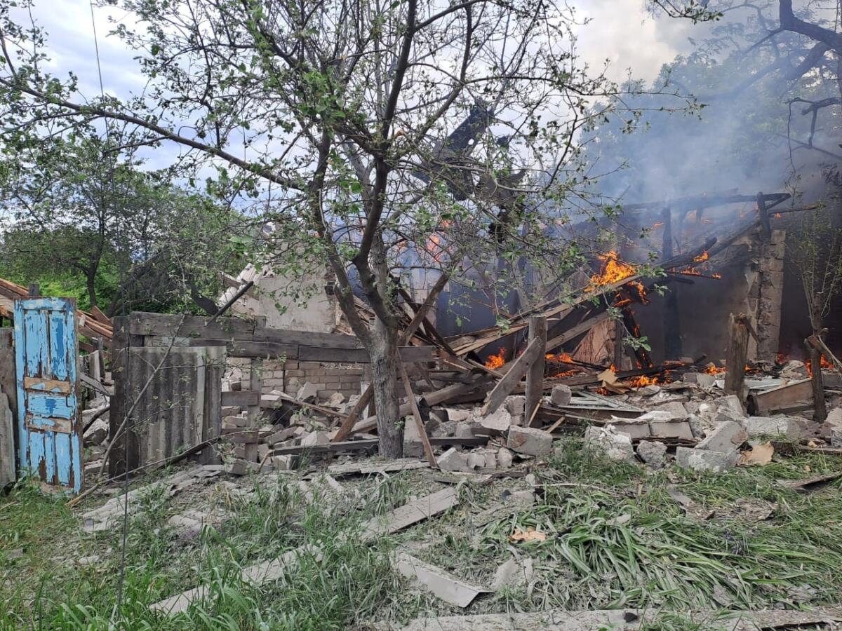 Росіяни 15 разів обстріляли Авдіївку: поранено двоє людей