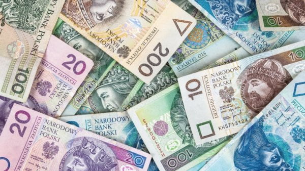 Відтік українських біженців сприяє погіршенню проблем у торговельній галузі Польщі – експерти