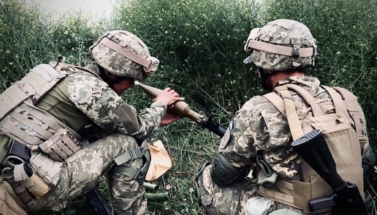 В районі Мар’їнки українські захисники відбили 12 ворожих атак – Генштаб