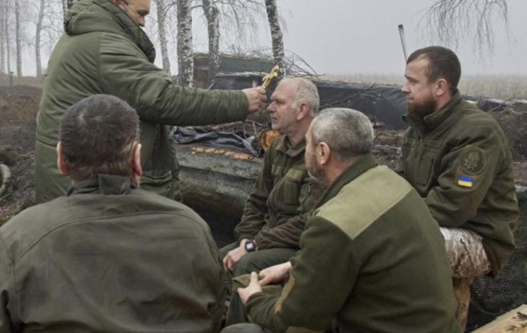 Появилась информация, какое количество штатных военных капелланов назначено в ВСУ