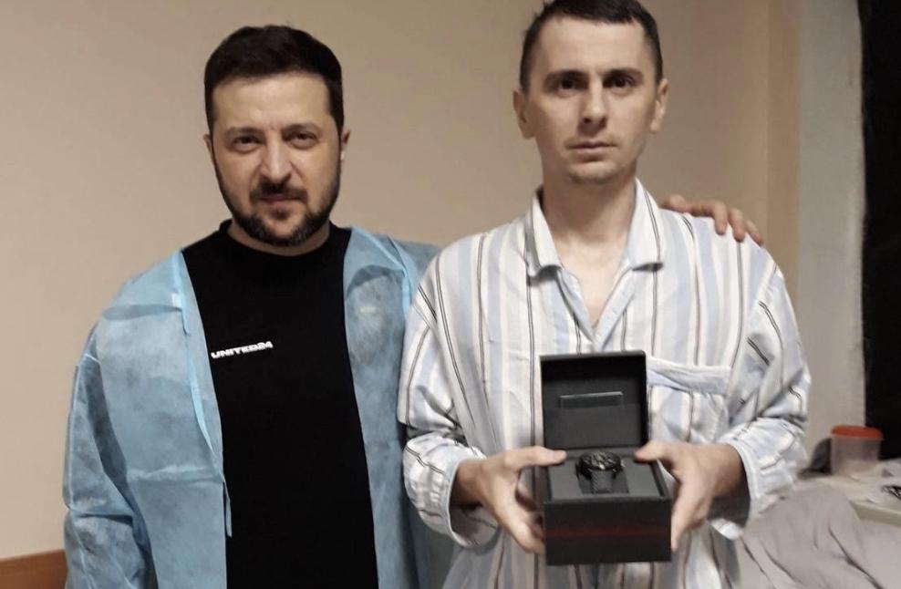 Захисник з Прикарпаття отримав цінний подарунок від президента України