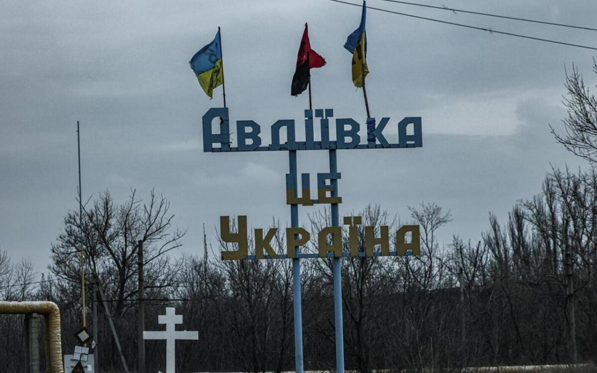 Стало известно, сколько детей в настоящее время находятся под обстрелами в Авдеевке