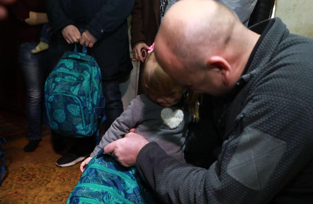 Очільник Запорізької ОВА завітав до багатодітної родини переселенців з Пологівського району