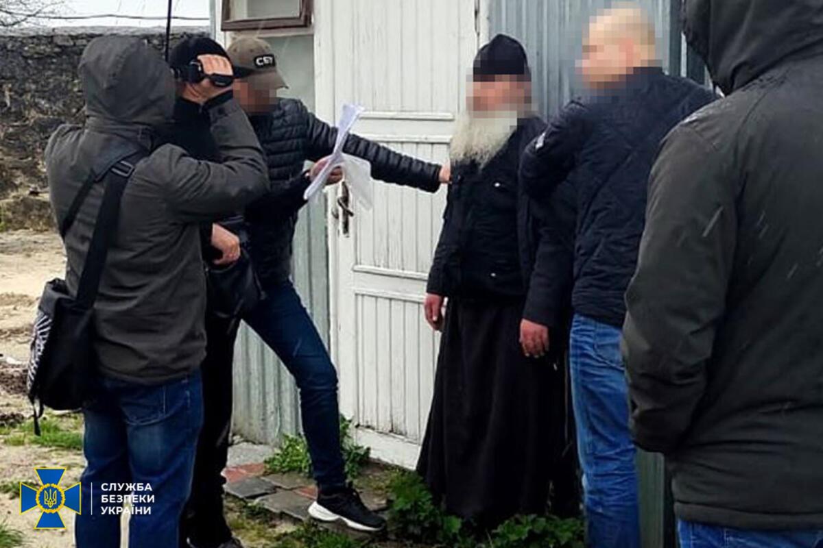 Виправдовував російську агресію в Україні: послушнику Почаївської лаври повідомлено про підозру (ФОТО)
