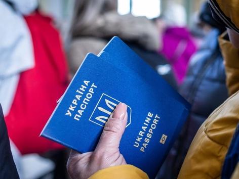 Актуальні правила в’їзду в Україну: перелік необхідних документів