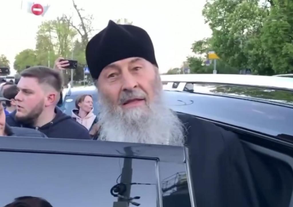Службу митрополита УПЦ МП у Лаврі пікетували активісти