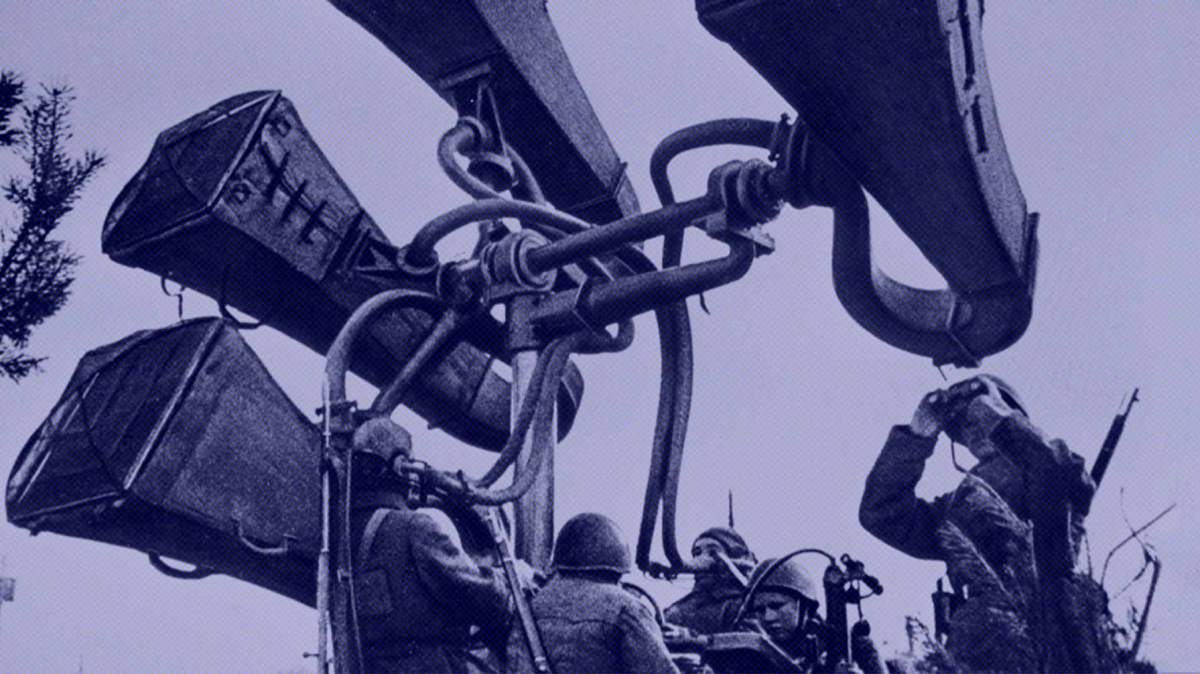 Для боротьби з БПЛА у Росії збираються використовувати таксистів та аеростати часів Другої світової війни