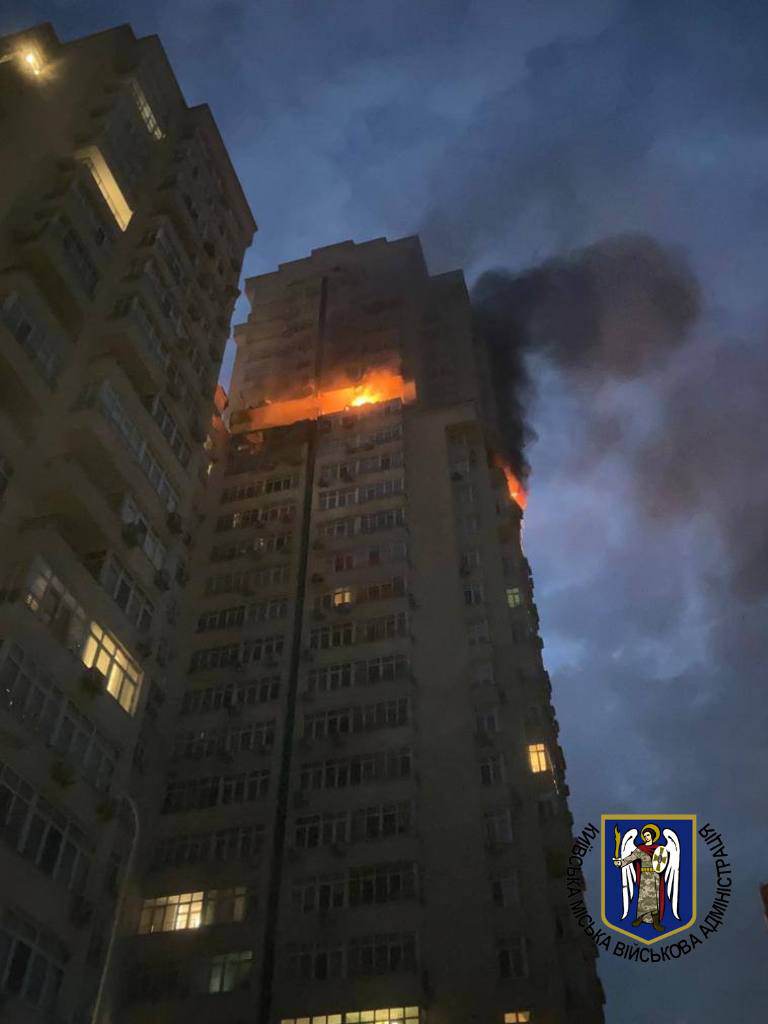Місцева влада повідомила про наслідки ракетної атаки у Києві, Дніпрі та Харкові