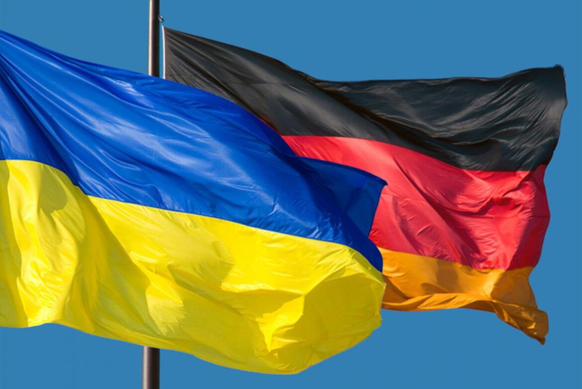 У Берліні до Центру єдності почали звертатися українці, які хочуть повернутися додому