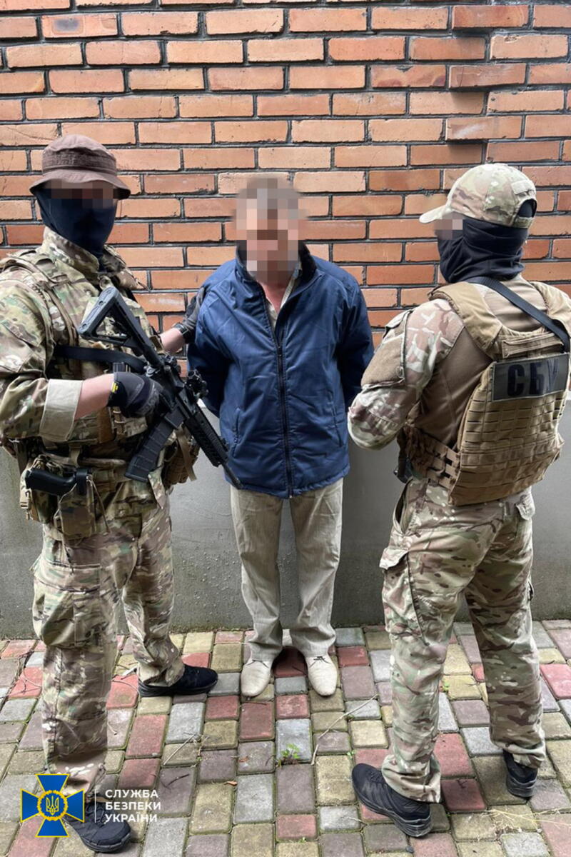 СБУ «по гарячих слідах» затримала російського агента, який навів ракети на кафе у Краматорську