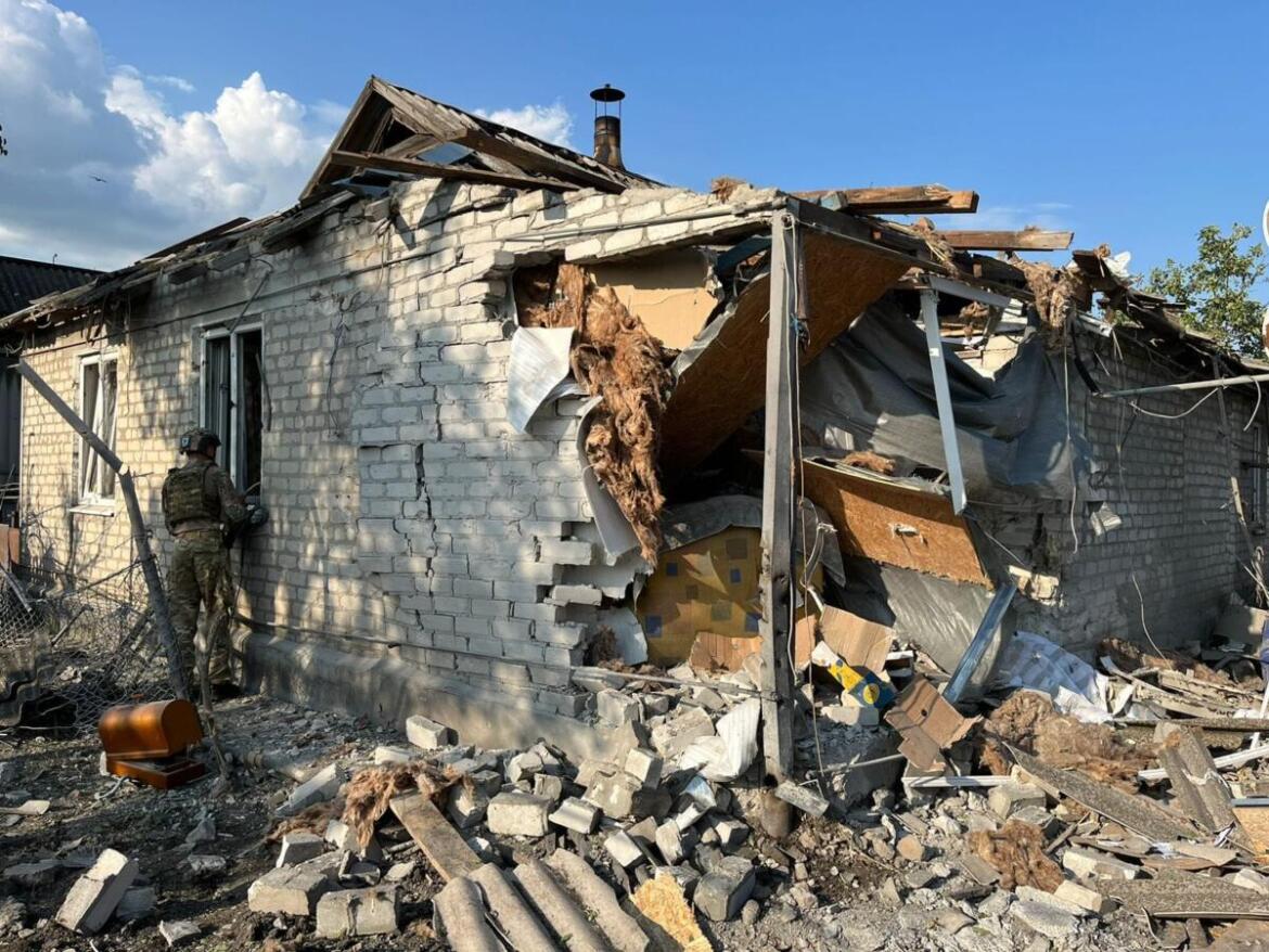 Російські ракети пошкодили хлібозавод на Донеччині та поцілили у берег водосховища – ОВА