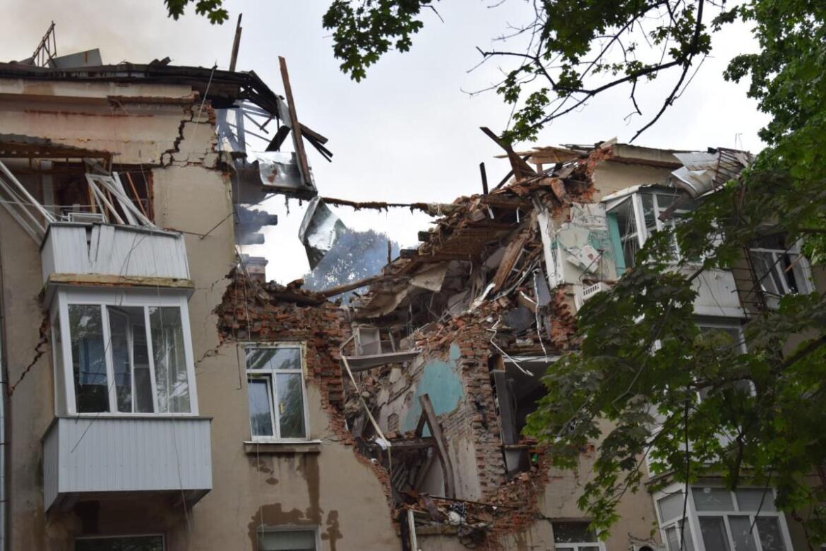 Внаслідок ворожих обстрілів Сумщини загинуло 5 людей, 20 було поранено – ОВА