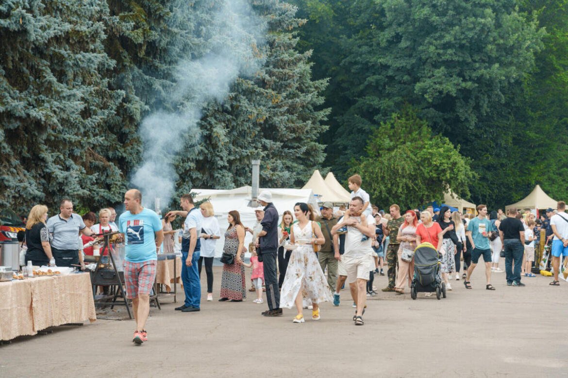 Понад 100 тисяч гривень для ЗСУ зібрали на фестивалі польової кухні у Вінниці