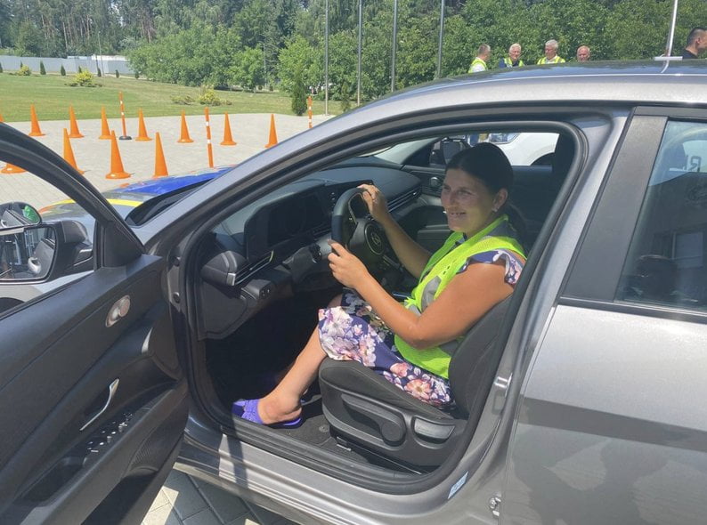 У п’яти містах України вже працюють автошколи для людей з інвалідністю