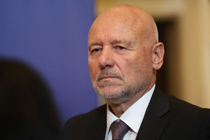 Через підтримку України міністру оборони Болгарії погрожували вбивством