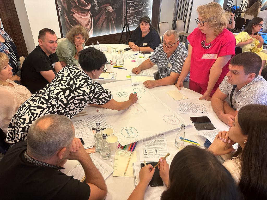 В Україні проводять навчання для тренерів майбутніх помічників ветерана