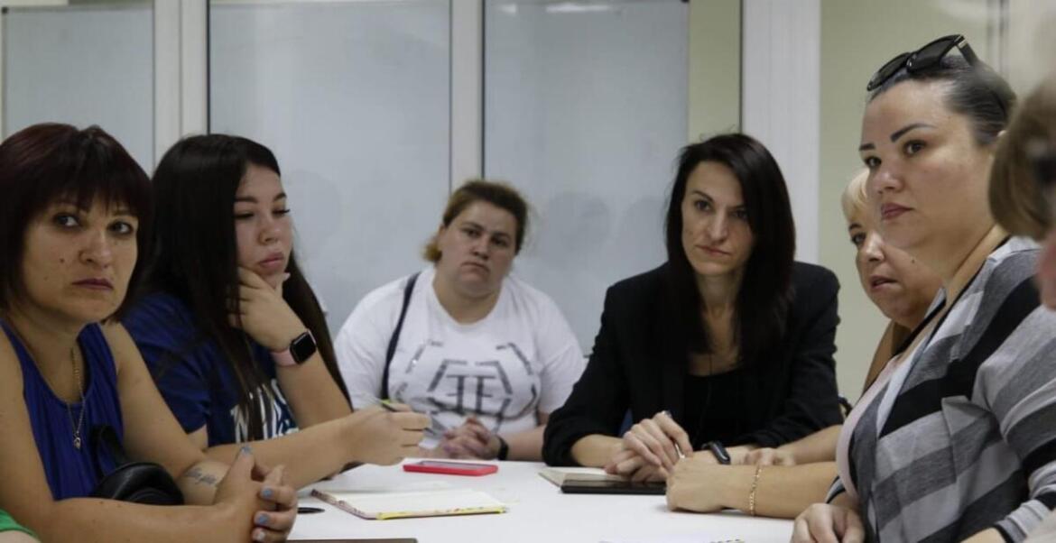 З рідними зниклих безвісти та полонених Чорних Запорожців обговорили питання правового та соціального захисту