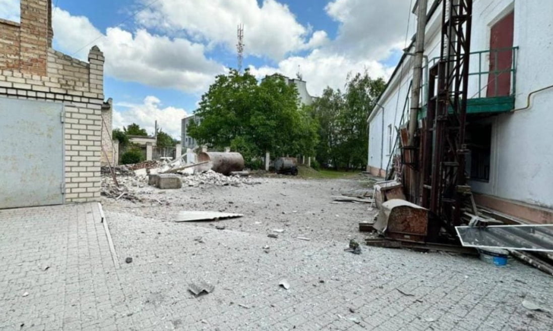 Російська артилерія відкрила вогонь по черзі за гуманітаркою на Херсонщині: шестеро поранених