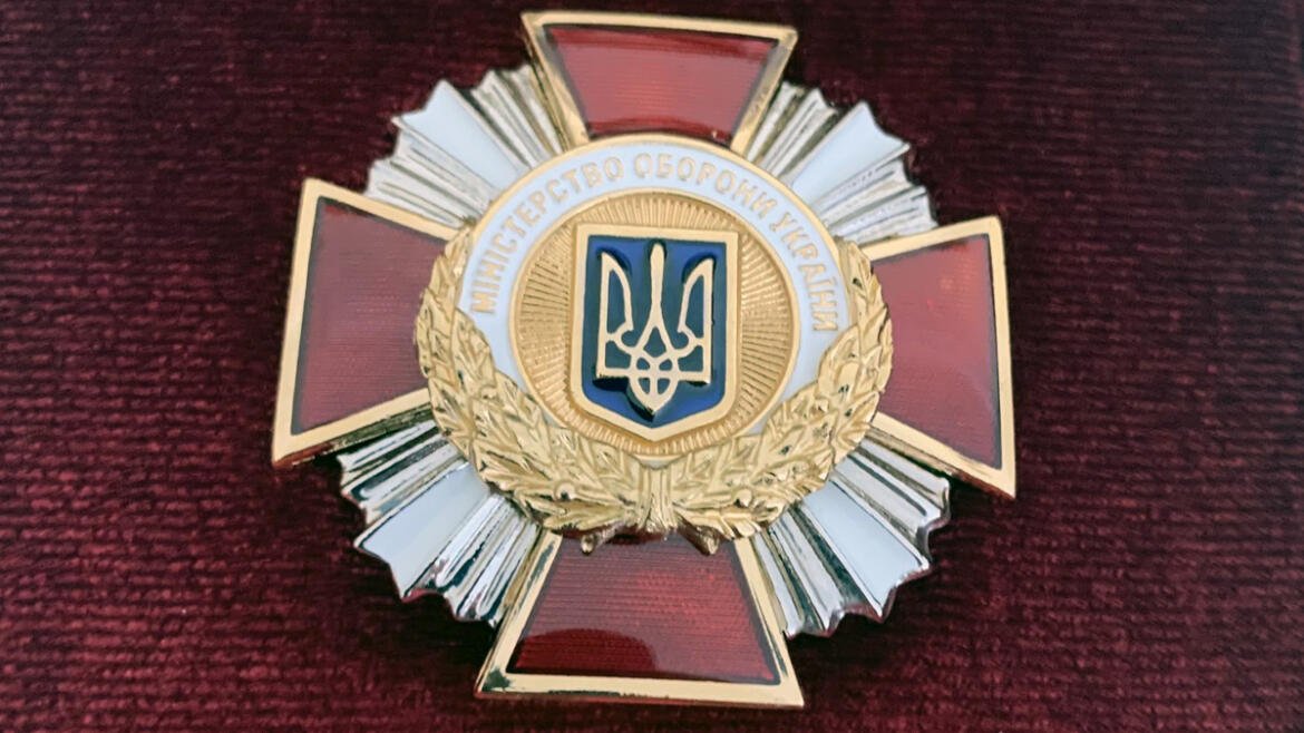 Мелінда Сіммонс отримала почесну відзнаку від Міністерства оборони