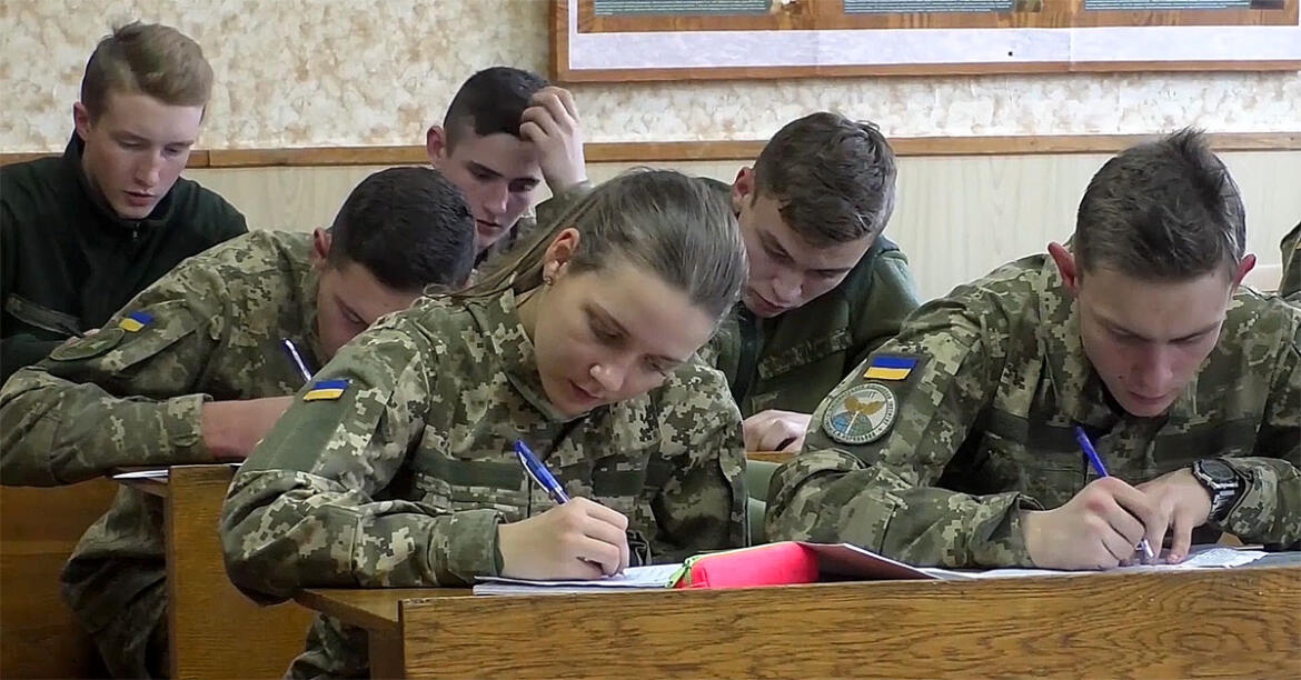 У Військовій академії дівчата навчатимуться на факультеті розвідки та ССО