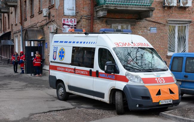 У Херсонській області російські окупанти скинули на чоловіка вибухівку з безпілотника