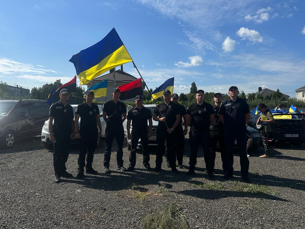 Прикордонники разом з БФ «Серця Свободи» провели благодійний автопробіг