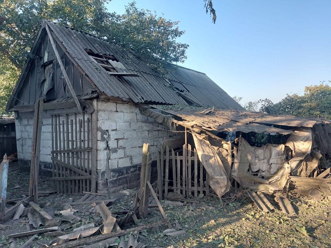 На Дніпропетровщині російськими обстрілами пошкоджено будинки та лінію електропередач – ОВА