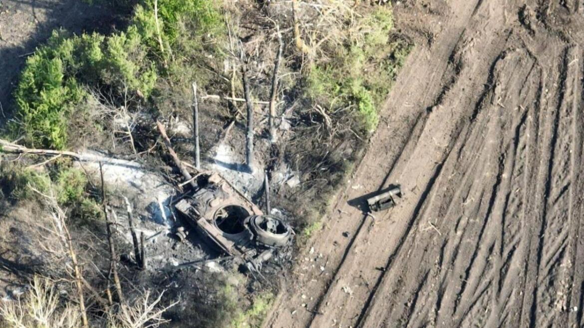 За добу ворог втратив понад 30 одиниць артилерії та більше десятка танків – Генштаб