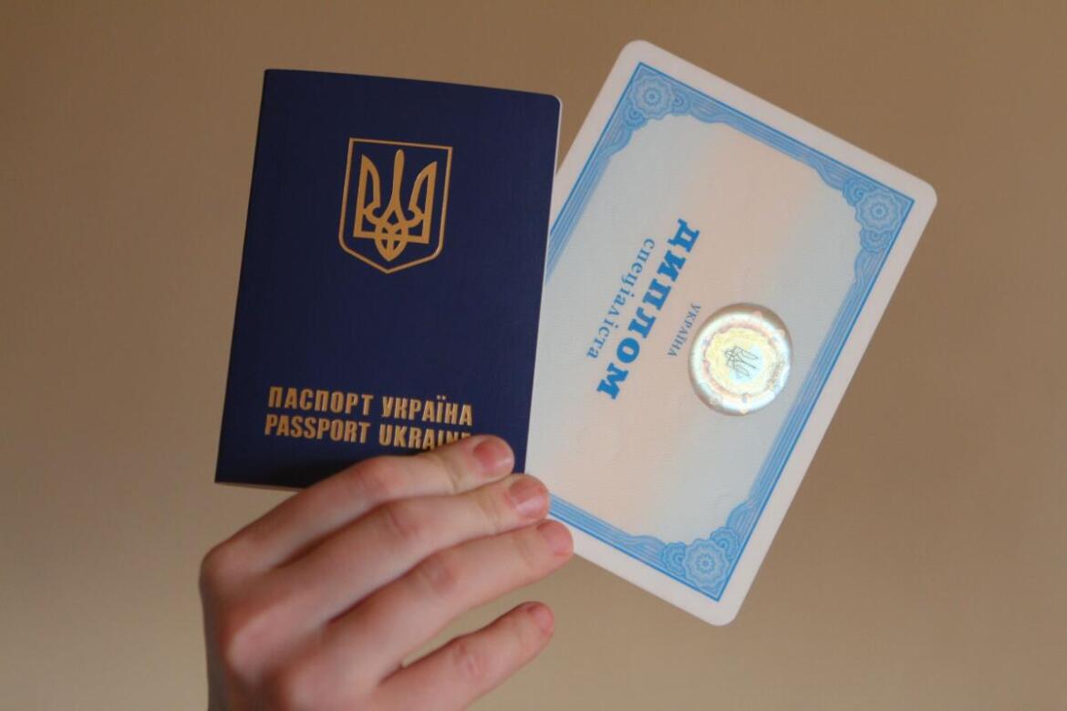 МОН будет определять целесообразность отмены отсрочки для претендентов на второе высшее образование