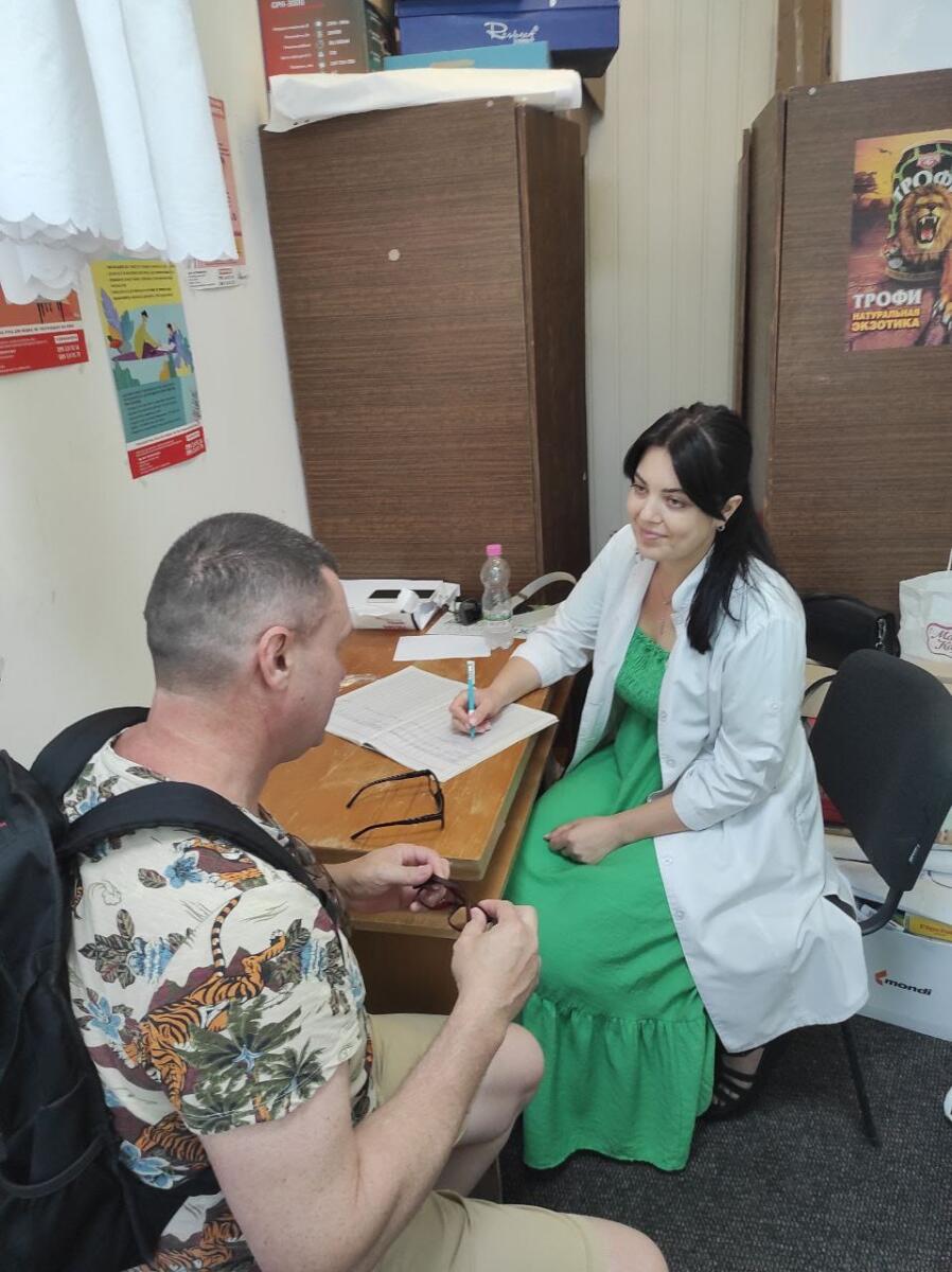 В Івано-Франківську медики з Луганщини надають консультації переселенцям