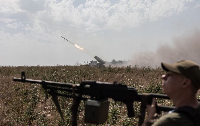 Украинские защитники уничтожили вблизи Горловки состав военного снаряжения российских окупантов
