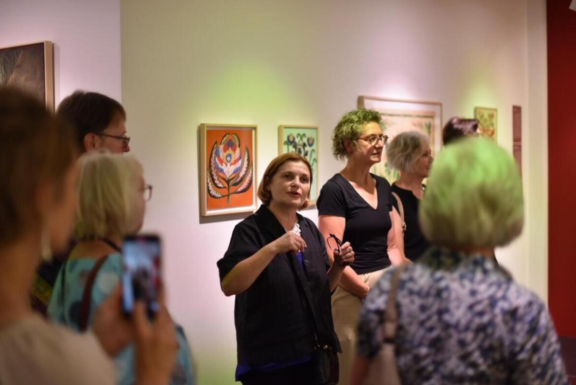 В Швейцарии в OpenArtMuseum открыли выставку украинского наивного искусства