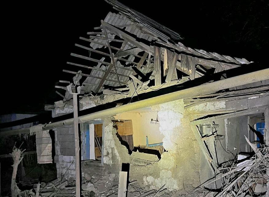 З важкої артилерії росіяни відкрили вогонь по Нікополю та Марганцю – ОВА