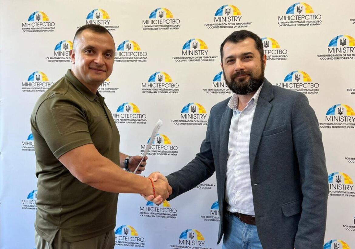 Мінреінтеграції співпрацюватиме з «Інститутом розвитку кримськотатарської мови»