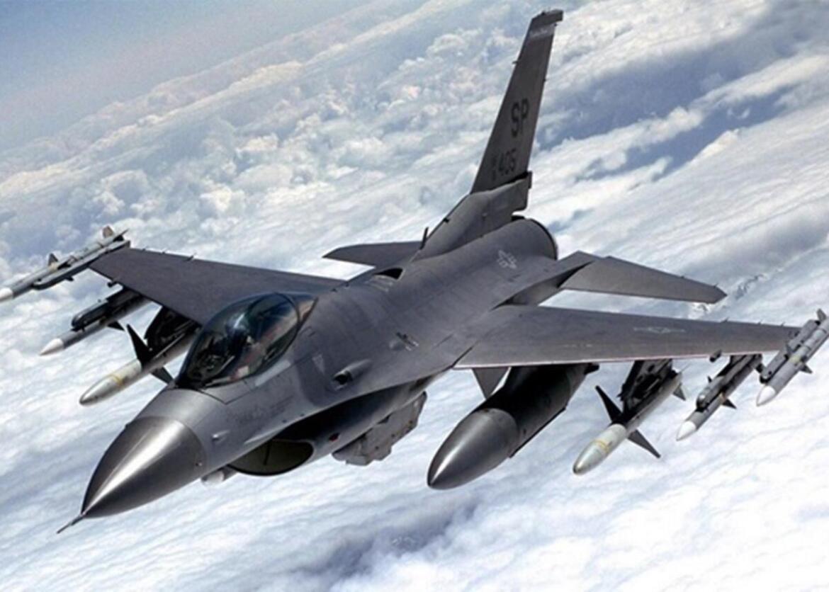 Украинские пилоты для F-16 приступили к изучению английского языка – Пентагон