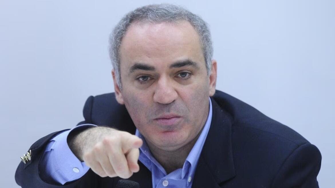 Каспаров назвав кількість російських опозиціонерів, які визнають Крим українським
