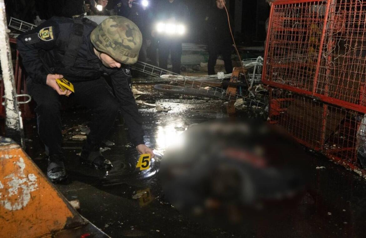 Російська ракета влучила у термінал «Нової пошти» на Харківщині: шестеро людей загинуло