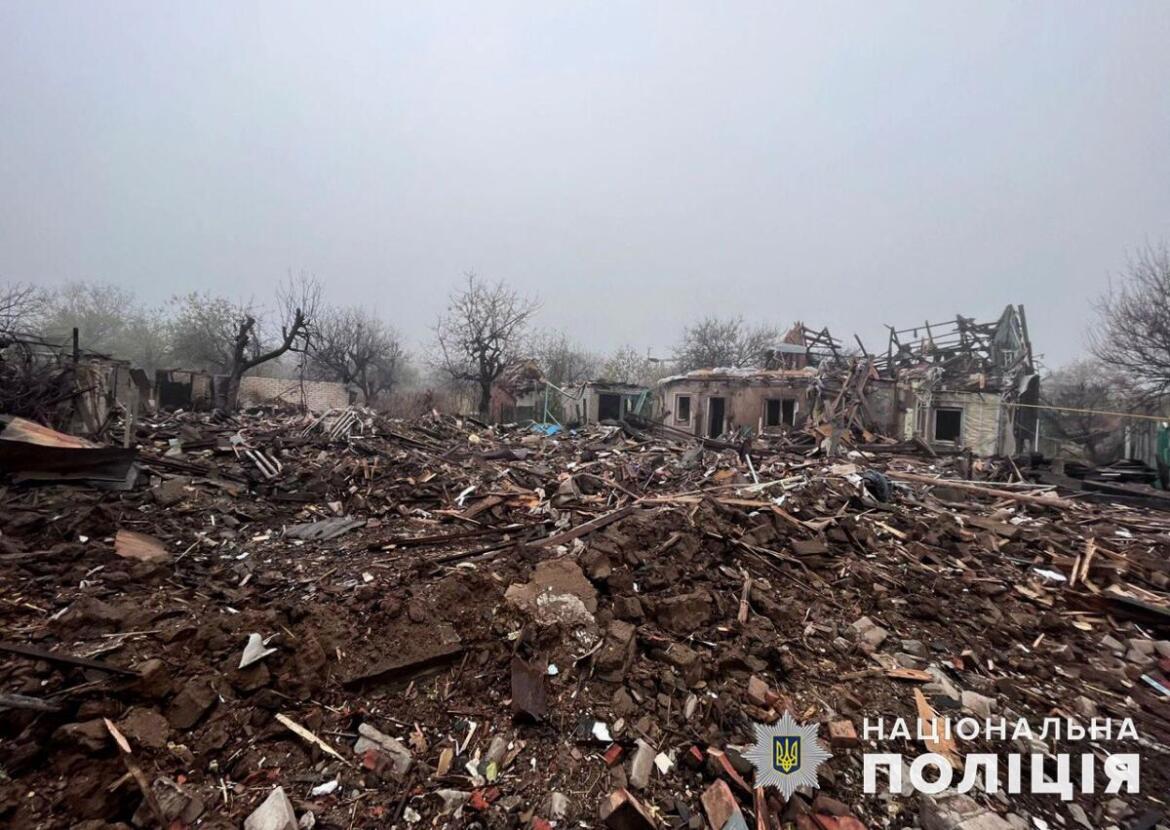 Ворог шість разів з авіації та артилерії обстріляв Донеччину