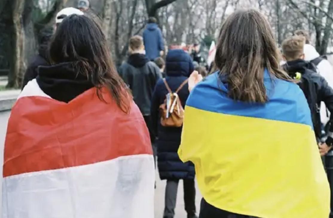 Названо відсоток українців, які хочуть залишитися жити в Польщі
