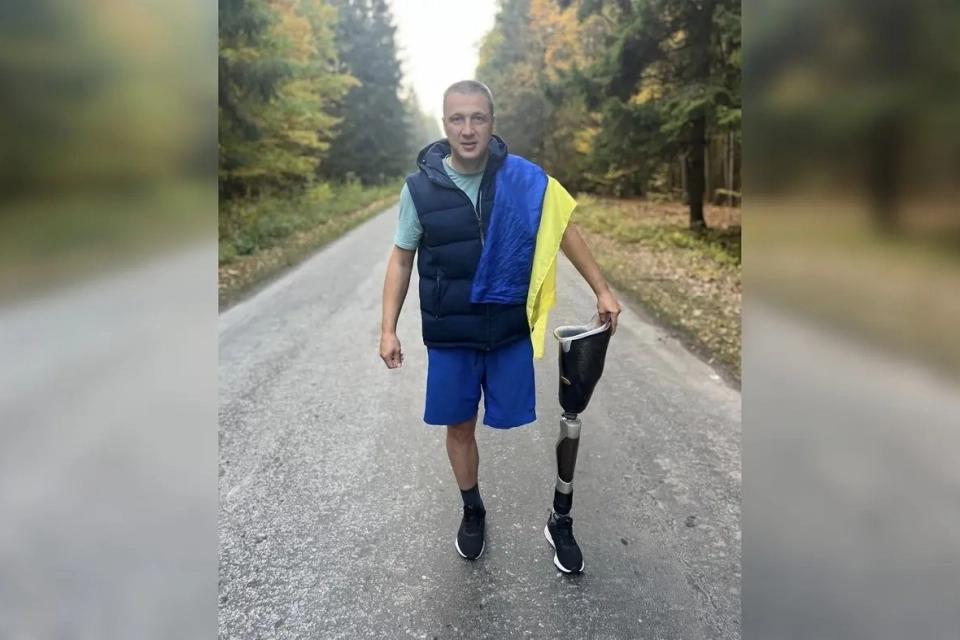 Двоє ветеранів на протезах влаштували благодійний марафон, щоб зібрати кошти для військового шпиталю (ФОТО)