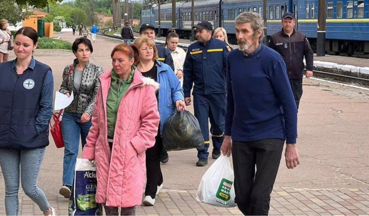 На Житомирщину прибув черговий потяг, який привіз переселенців з Донецької області
